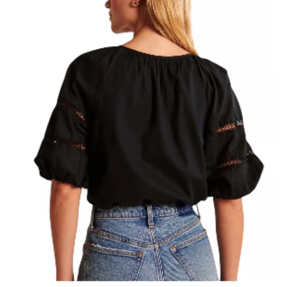 Abercrombie & Fitch Relaxed Peasant‎ blouse - never worn